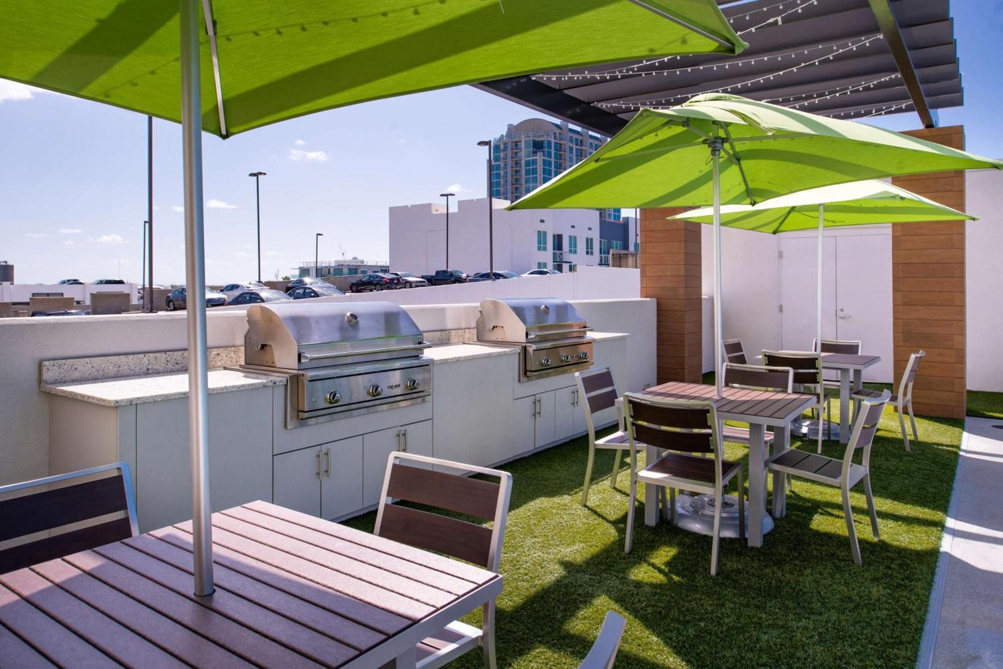 Hampton Inn Tampa Downtown Channel District Bagian luar foto